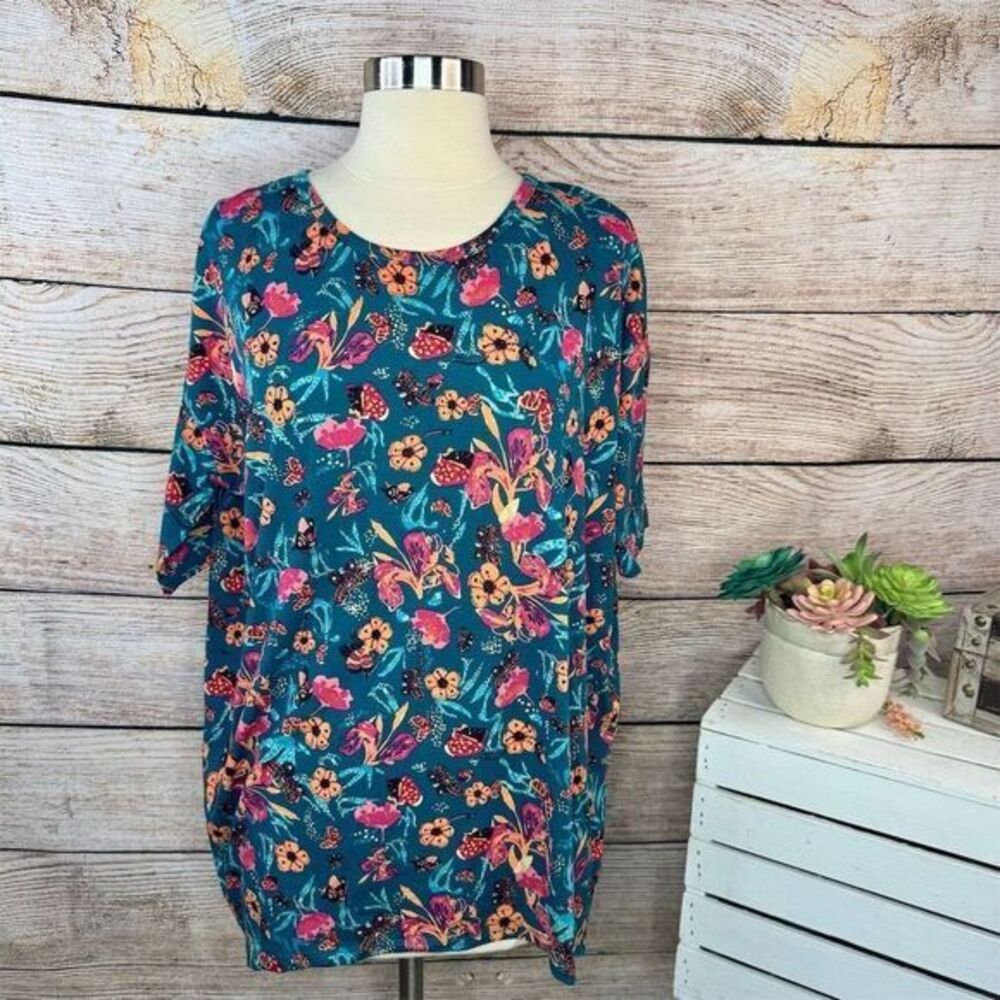 5/$25 LuLaRoe Women's XS Floral Tunic Top Multicolor Stretchy Soft